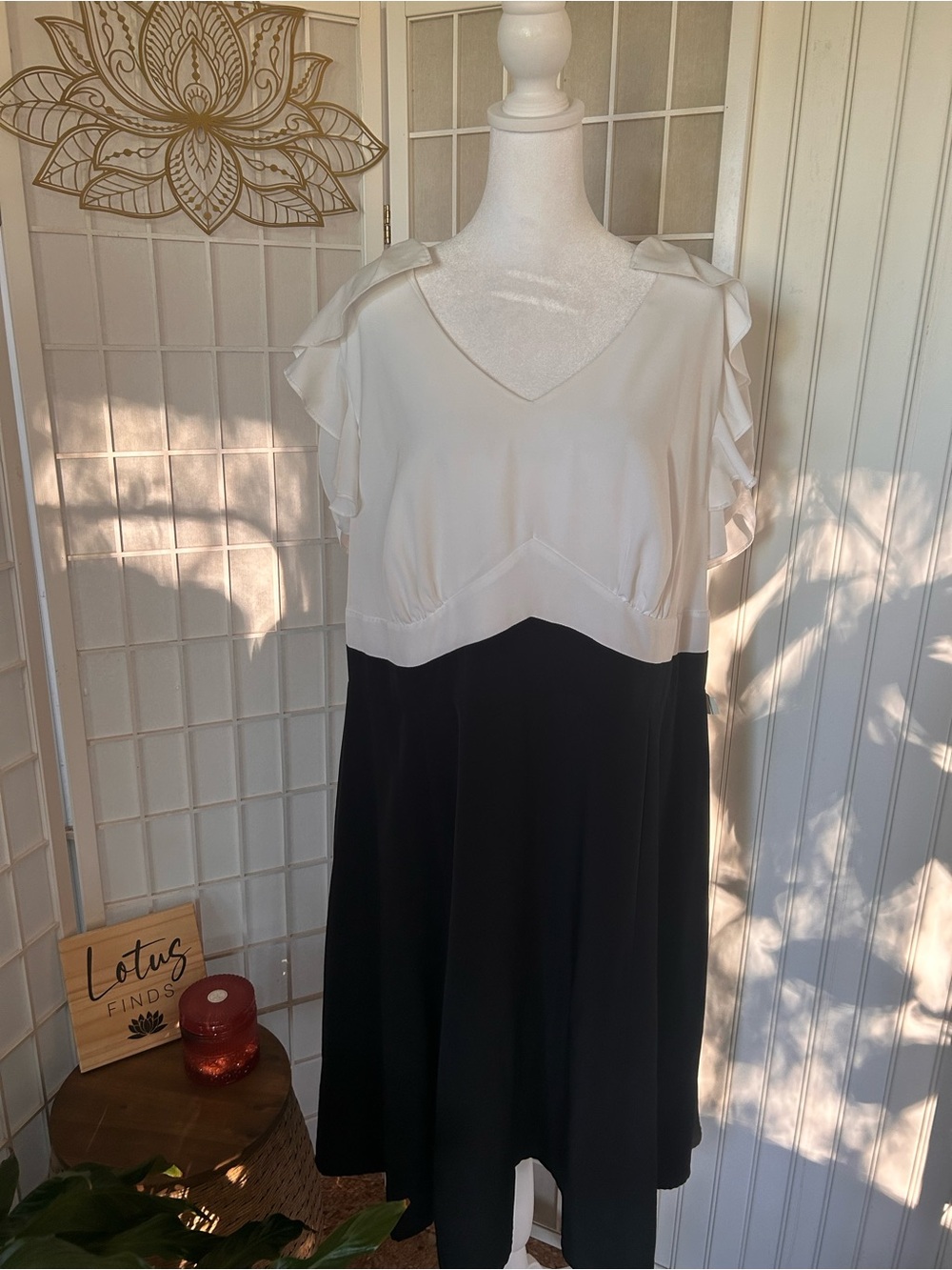 NWT Roaman’s 24W Black & White Ruffle Party Dress